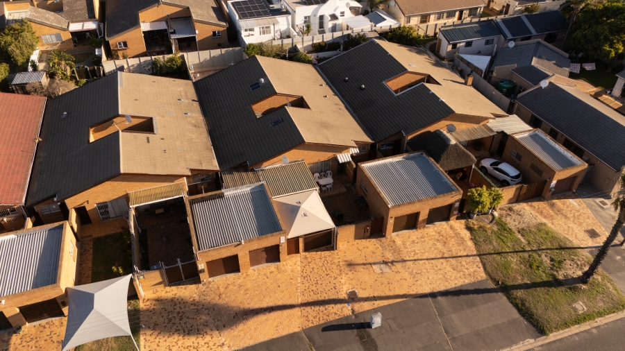 3 Bedroom Property for Sale in Table View Western Cape